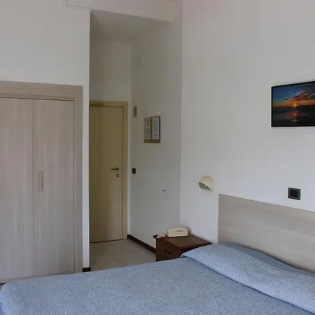 Puccinelli 3*